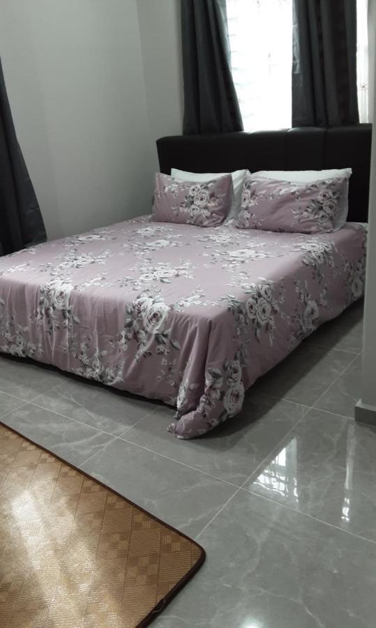 Villa Hijau Guest House Kampong Sura Tengah Exteriör bild