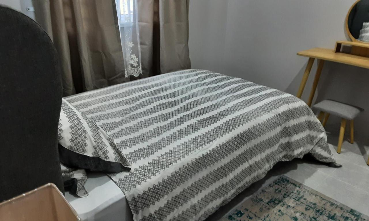 Villa Hijau Guest House Kampong Sura Tengah Exteriör bild
